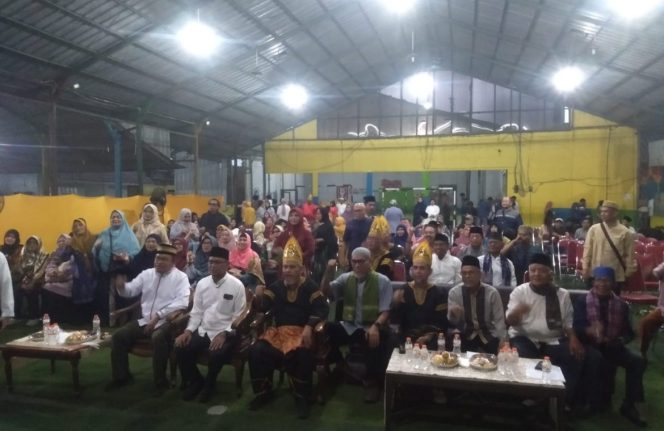 
					Orang Minang Depok Deklarasi Dukungan ke Bang Imam dan Dr Ririn Untuk Kemenangan Walikota dan Wakil Walikota Depok 2025 – 2030