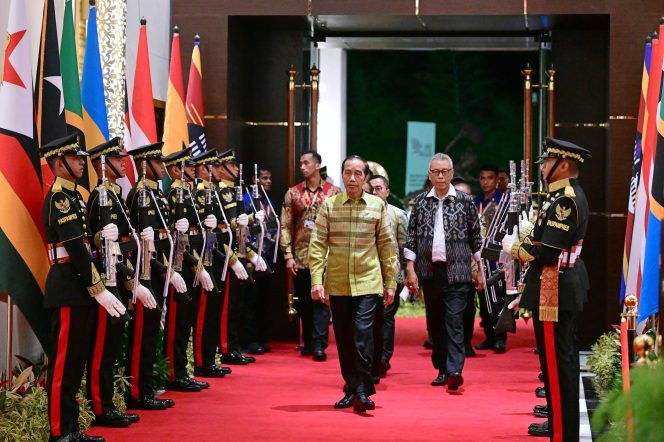 
					Sambut Para Pemimpin dan Delegasi Indonesia-Africa Forum Ke-2, Presiden Jokowi Ucapkan  Selamat Datang di Bali, Indonesia