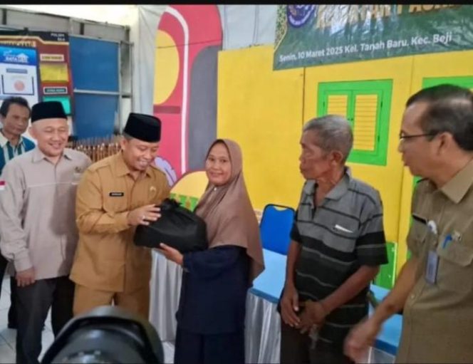 
					Warga Kota Depok Merasa Senang Ada Pasar Murah di Bulan Suci Ramadhan