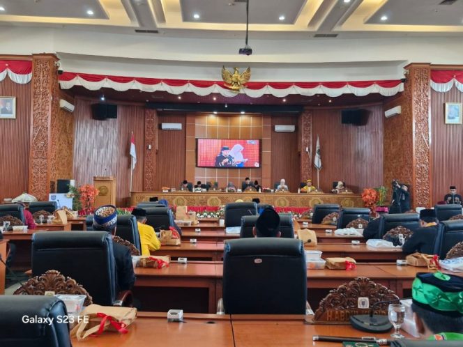 
					DPRD Kota Depok Menggelar Rapat Paripurna Istimewa Dalam Memperingati HUT ke 26 Kota Depok