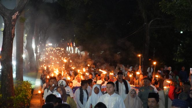 
					Bupati Bogor Rudy Susmanto Pimpin Pawai Obor Sambut Tahun Baru Islam 1447 H dan Tutup Rangkaian Hari Jadi Bogor ke-543