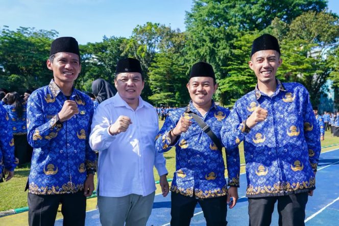 
					Targetkan Pelayanan Pemerintah Yang Optimal Adityawarman Adil Taruh Harapan Kepada 3.868 PPPK Paruh Waktu Kota Bogor