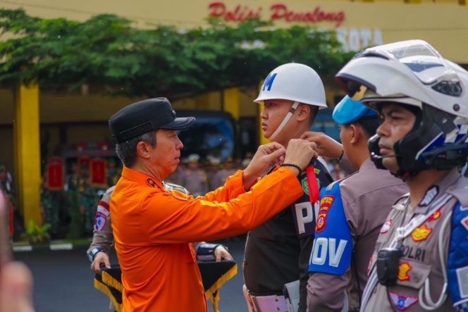 
					Wali Kota Bogor Pimpin Apel Gelar Pasukan Operasi Lilin 2025, Tekankan Kondusivitas di Kota Bogor
