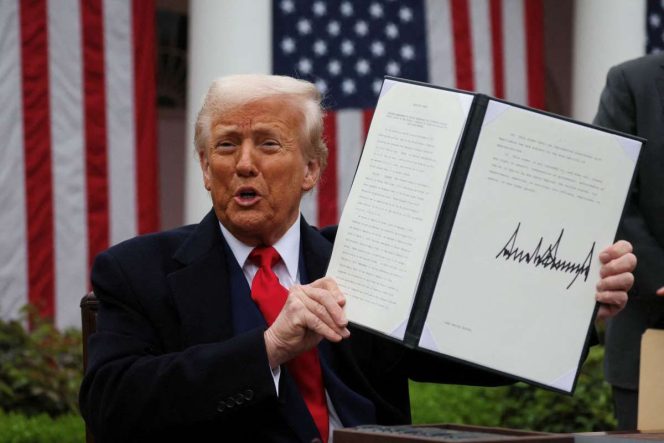 
					Kebijakan Tarif Impor Donald Trump Kembali Jadi Sorotan, Dampaknya Terasa Hingga Pasar Global