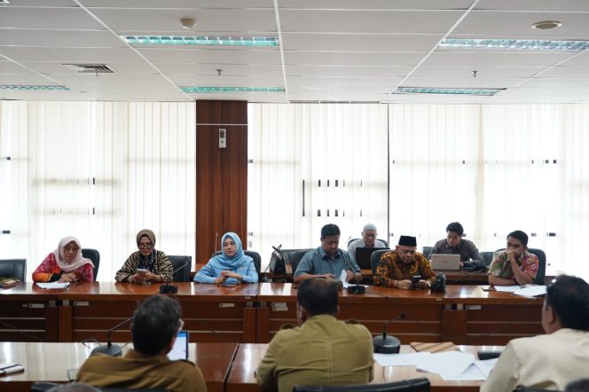 
					Raperda Pasar Rakyat Dibahas, DPRD Kota Bogor Tekankan Pengolahan Limbah dan Prioritas Produk Lokal