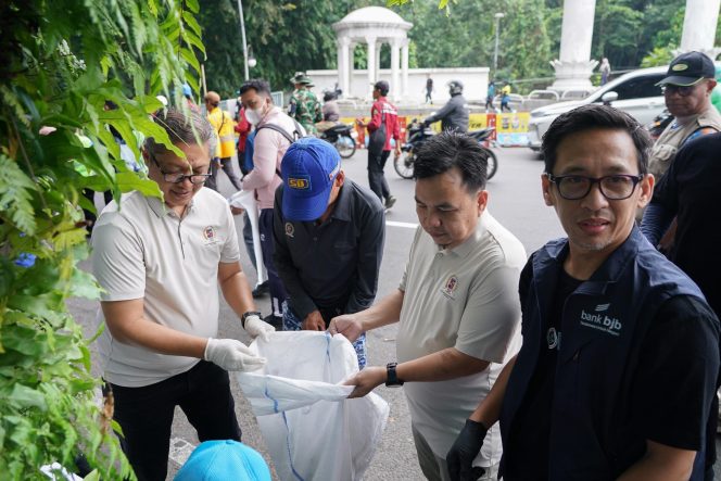 
					Ketua DPRD Kota Bogor Hadiri Aksi Korve Kebersihan Bersama Menteri LH: Targetkan Hattrick Adipura