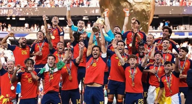 
					Spanyol Juara Piala Dunia 2026, Tumbangkan Argentina 1-0 dan Raih Gelar Dunia Kedua