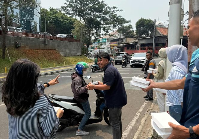 
					BRI Pancoran Peduli Sesama dengan Berbagi di Jumat Berkah untuk Masyarakat Sekitar